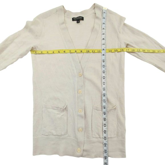 Banana Republic Womens Merino Wool Sweater Large Beige Button Up Knit V-Neck - Picture 8 of 12